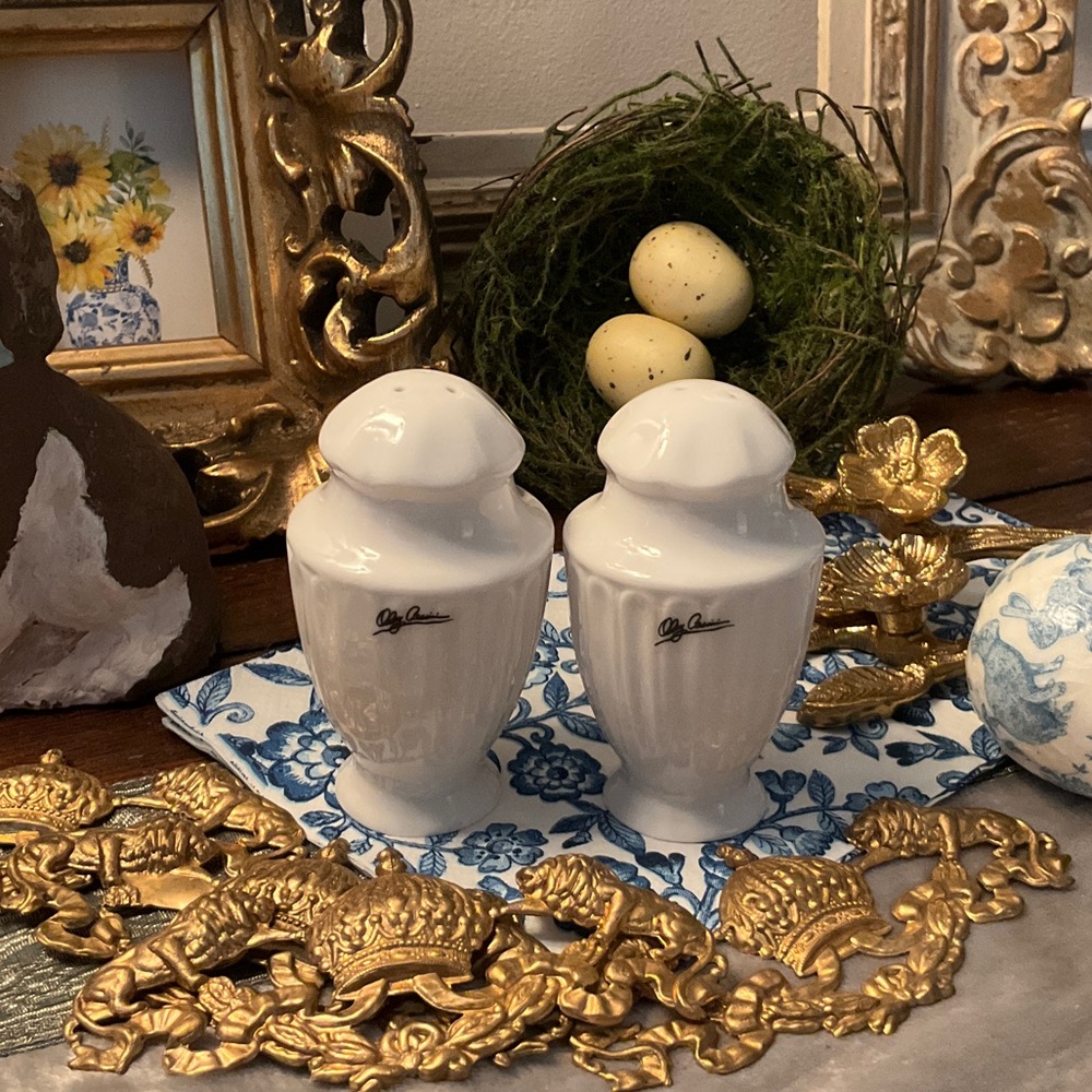 Oleg Cassini White Ceramic Salt and Pepper Shakers